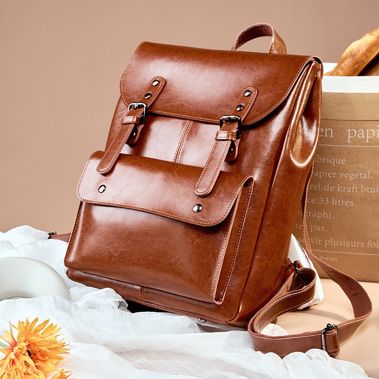 牛革 本革 レディース リュックサック 14PC　13pc パソコンリュック ２WAY バックパック 手提げ 大容量 2泊 旅行鞄　オリジナル フロントポケット リュック バックパック カジュアルリ