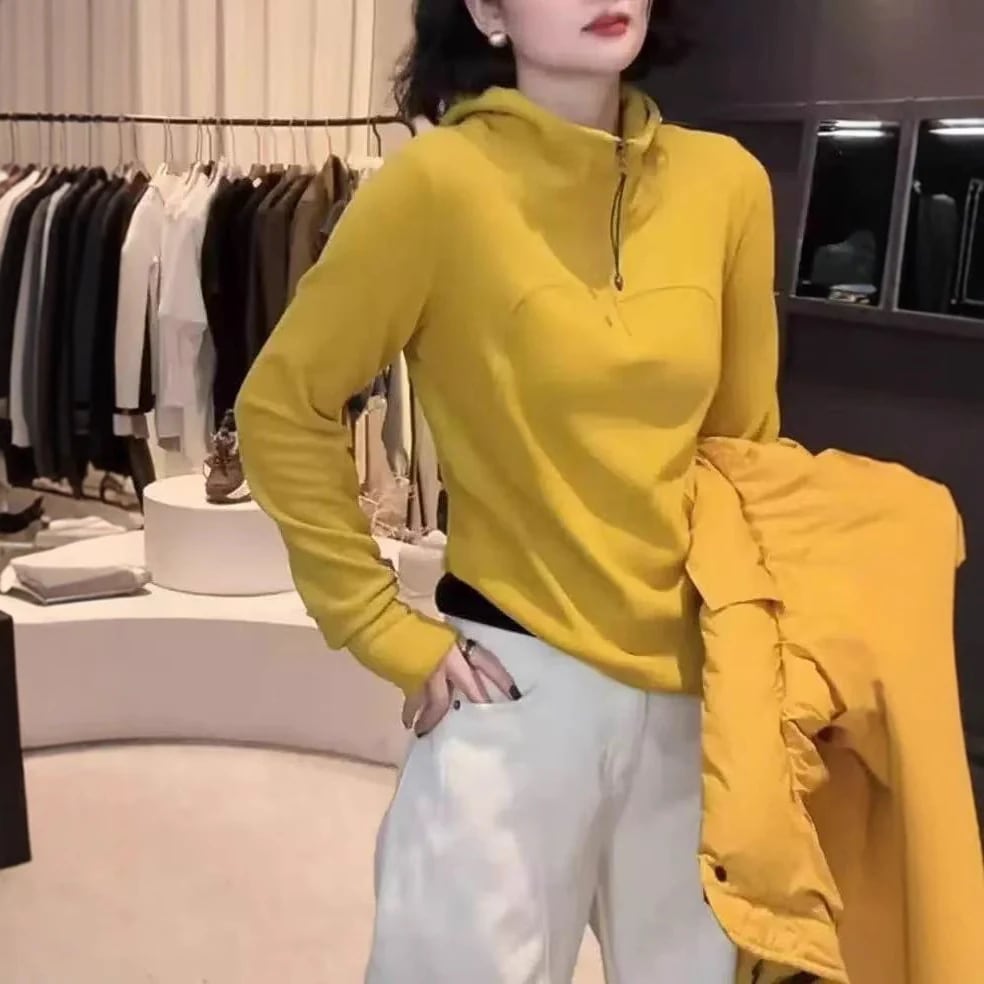 レディース用無地タートルネックフード付きスウェットシャツ2025年春秋の新スタイルファッショナブルでシックゆったりとリラックスした万能トップス