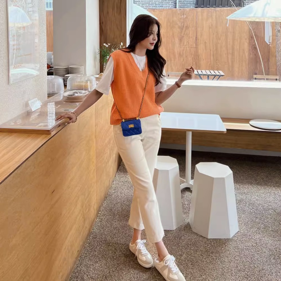 ボトムス パンツ ズボン ストレートパンツ クロップドパンツ カラーパンツ ミドル丈 ストレート ポケット きれいめ シンプル カジュアル 大人 おしゃれ お洒落 かっこいい 大人女子 こなれ感 ラフ