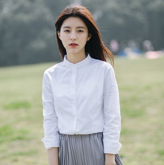 シャツ ブラウス レディース 長袖 スタンドカラー 前開き 綿 シンプル 大人可愛い きれいめ 上品 ガーリー キュート 無地 春 秋 デート お出かけ 学生 モテ 着回し ホワイト トップス