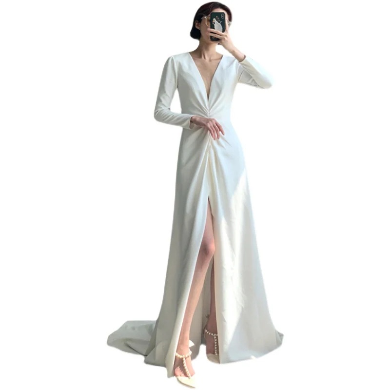 長袖の深いVネックのライトドレス小さなトレーリングバンケット会社の年次総会の新しい韓国語バージョン白