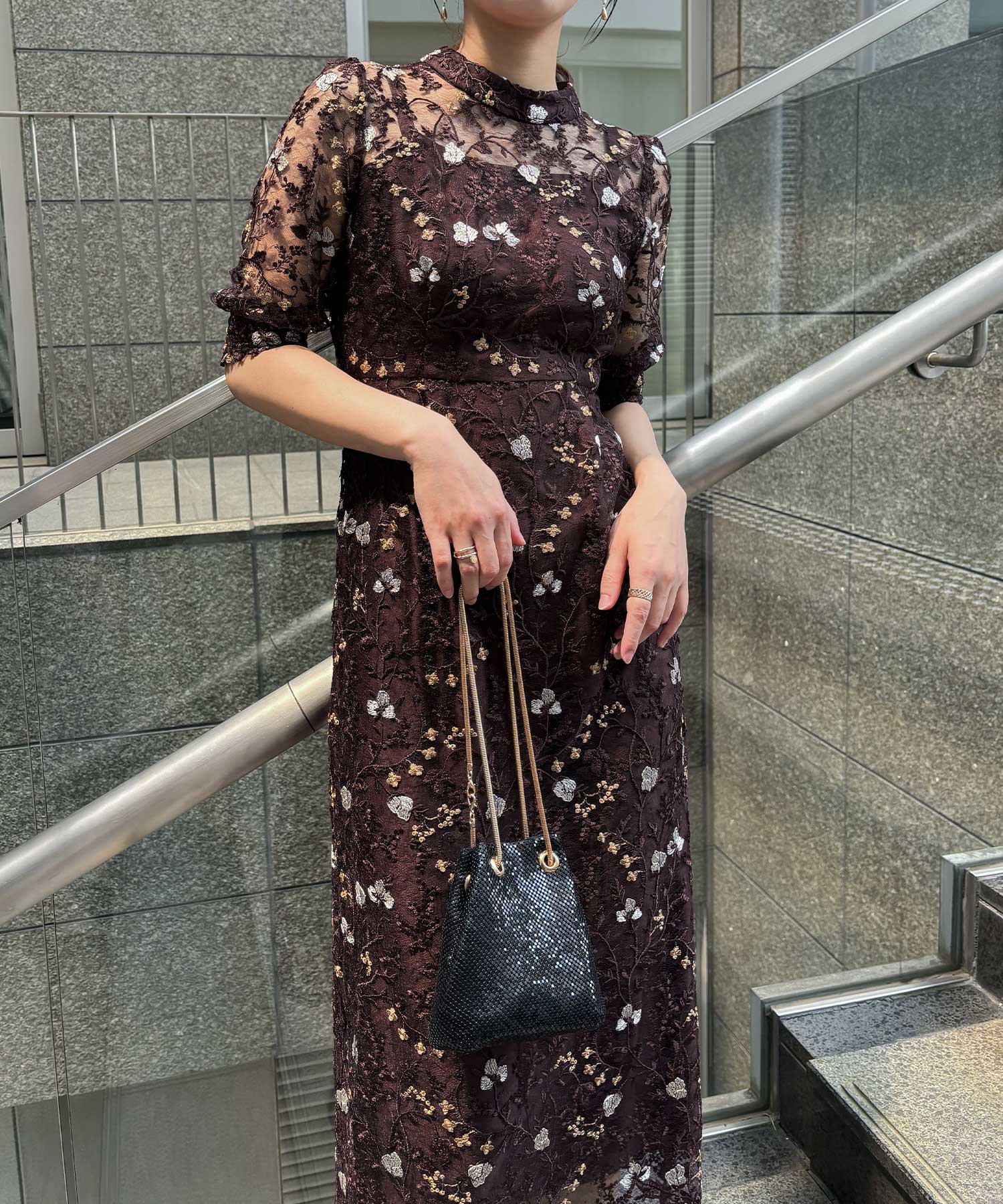 アンティーク刺繍レースドレス パーティードレス 結婚式 花柄 総レース レトロ ワンピース 袖あり 半袖 5分袖 ボリューム袖 Iライン 二の腕カバー ロング丈 お呼ばれ パーティー 二次会 披露宴