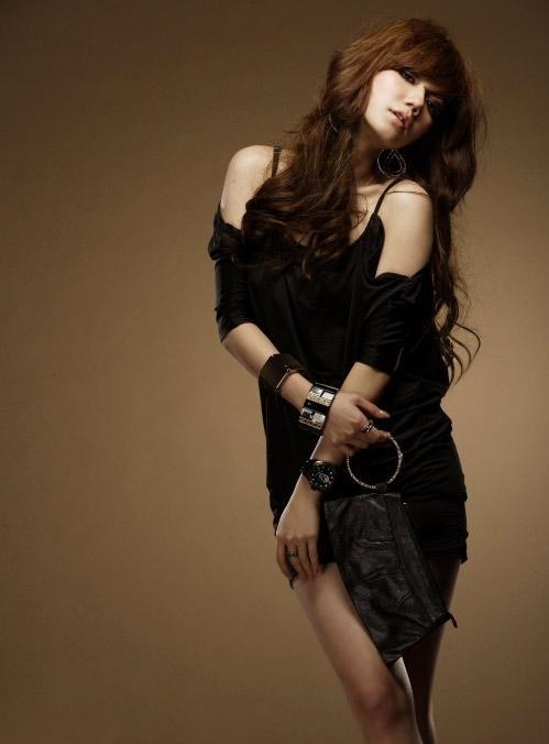 1402．ストラップミニドレス（ブラック）　セクシードレスワンピース　結婚式　パーティードレス　キャバドレス　パーティードレス　レースワンピ　シースルー　お呼ばれ