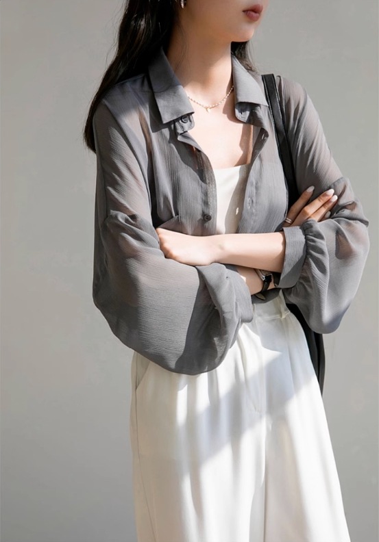 トップス シャツ ブラウス 袖あり 長袖 シフォン 薄手 快適 着心地 大人可愛い きれいめ シンプル カジュアル 大人 上品 おしゃれ お洒落 かっこいい レトロ こなれ感 ラフ ラブリー キュート