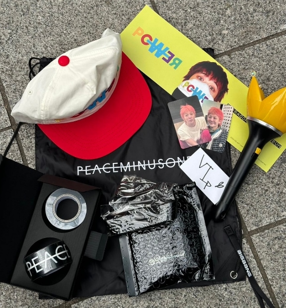 【公式正規品】 G-dragon 20241220 韓国人気歌謡 事前収録 ファンプレゼント セット