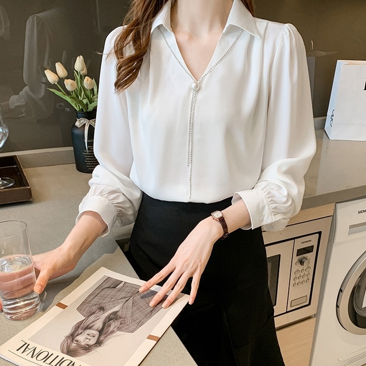 ブラウス トップス シフォン Vネック パフスリーブ プルオーバー タック パワーショルダー 長袖 大人可愛い 上品