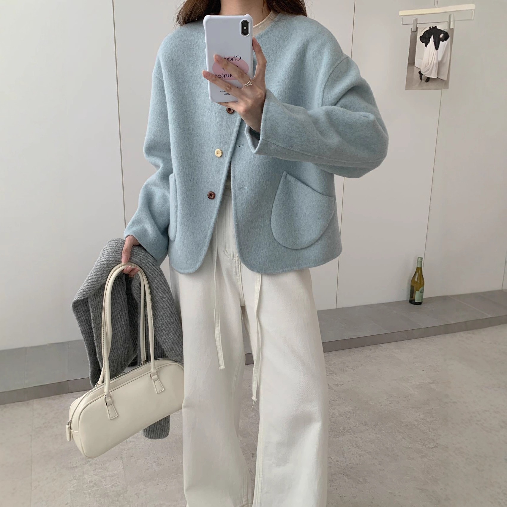 ラウンドネックの小さな香りの良い両面ウールコートシンプルな気質と多用途の通勤ウール両面厚手コート暖かく保つための女性用