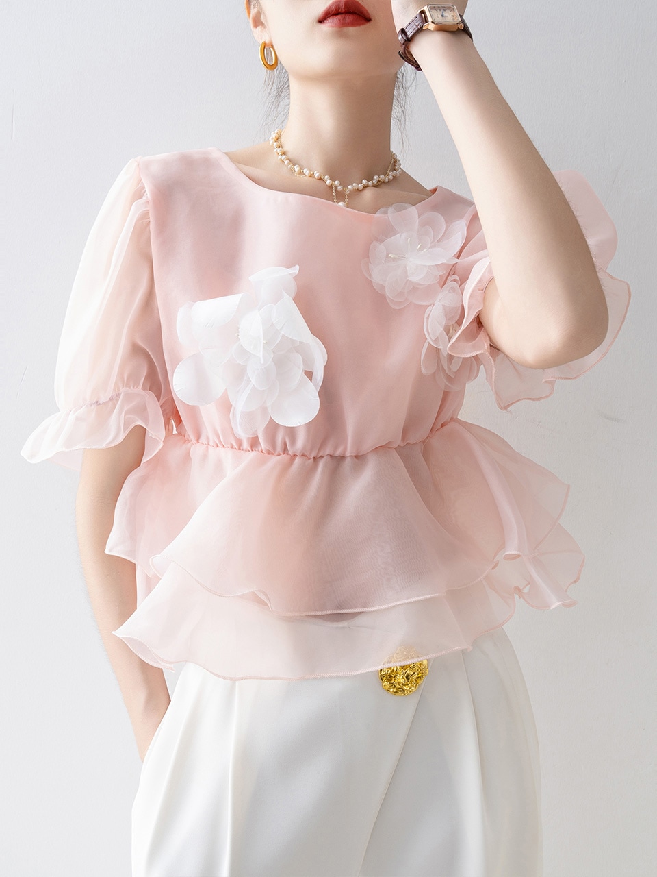 【1点ご購入 で10点プレゼントいたします】2025婦人服ピンク丸首雰囲気半袖トップスバブリースリーブ高級感ショート丈シフォンブラウス