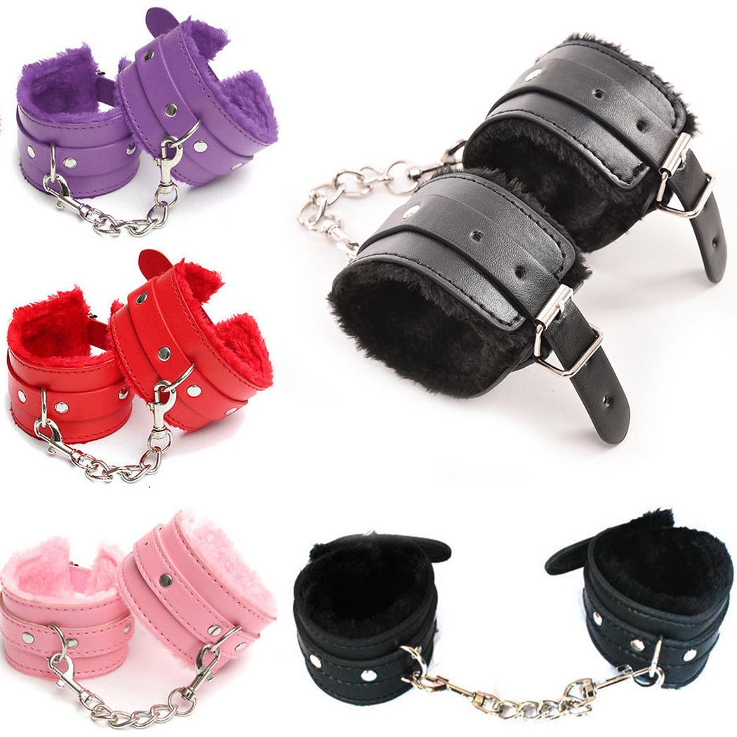 手錠型ボンテージ風フェイクファーレザーブレスレット 1組 赤色 紫色 ピンク 黒色 女性 手錠 両手 アクセサリー 手錠風 ユニーク コスプレ 女性 彼女 プレゼント stb00-00-0102