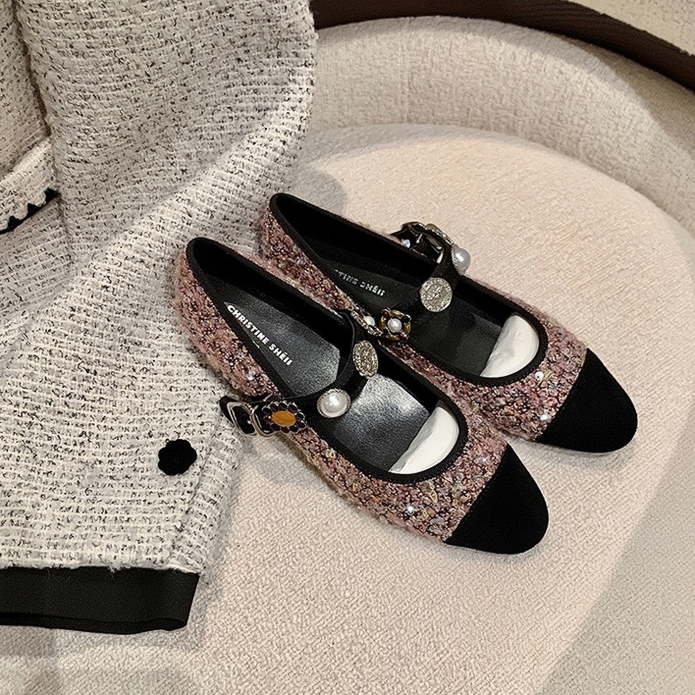 ポルスキンバージョンsu Yinyin Andess Anne Little Flover Tweedバッジバトンボタンメアリーゼンシングルシューズ女性宴会ウェディングシューズ