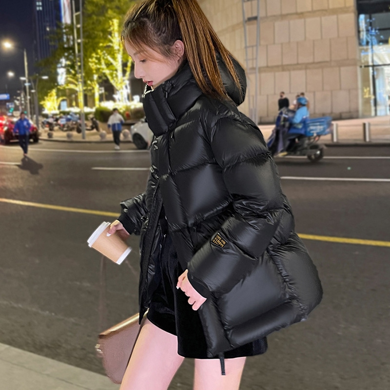 【急速出荷】平湖ダウンジャケット女性高級感ショートブラックゴールドウエスト引き紐厚め