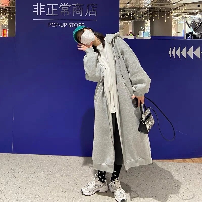 ワンピース カーディガン パーカー 上着 ロング ロング丈 長袖 ボリューム袖 萌袖 ストレート ワイド フード付き ファスナー ポケット 前開き かわいい シンプル カジュアル 大人 おしゃれ 5,933円