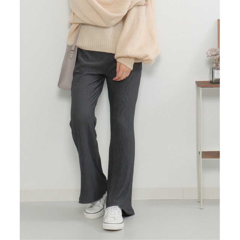 プリーツパンツ