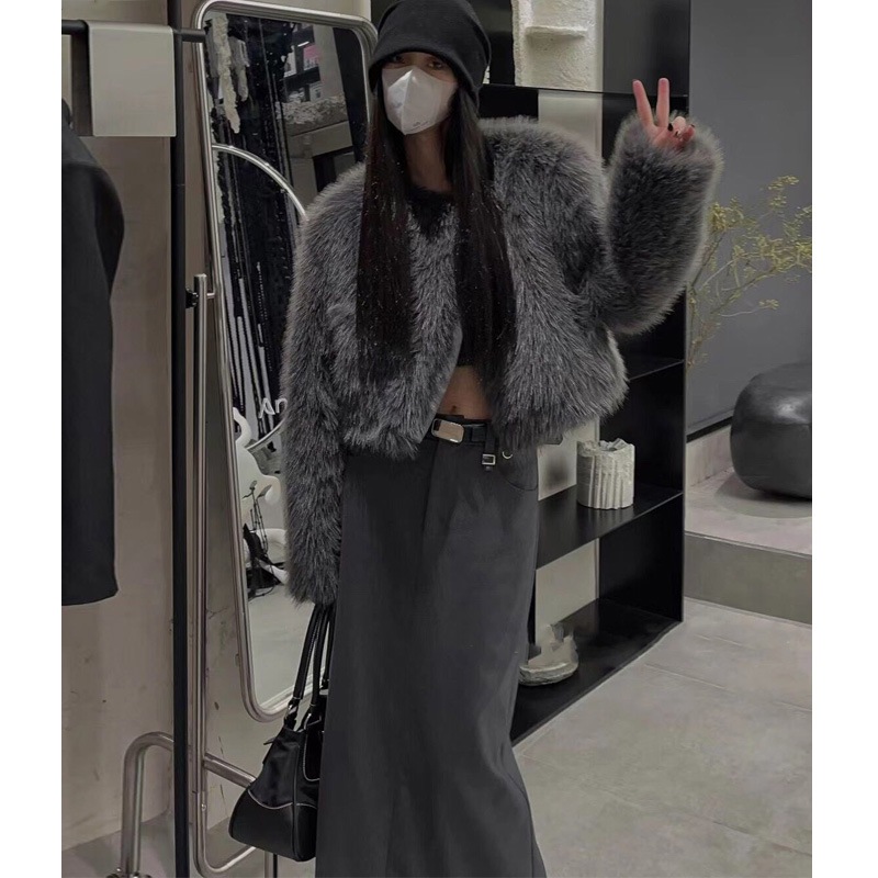新しい冬服環境に優しい女性用ファーオールインワンコート小柄な方向けの汎用性の高いショートファートップ