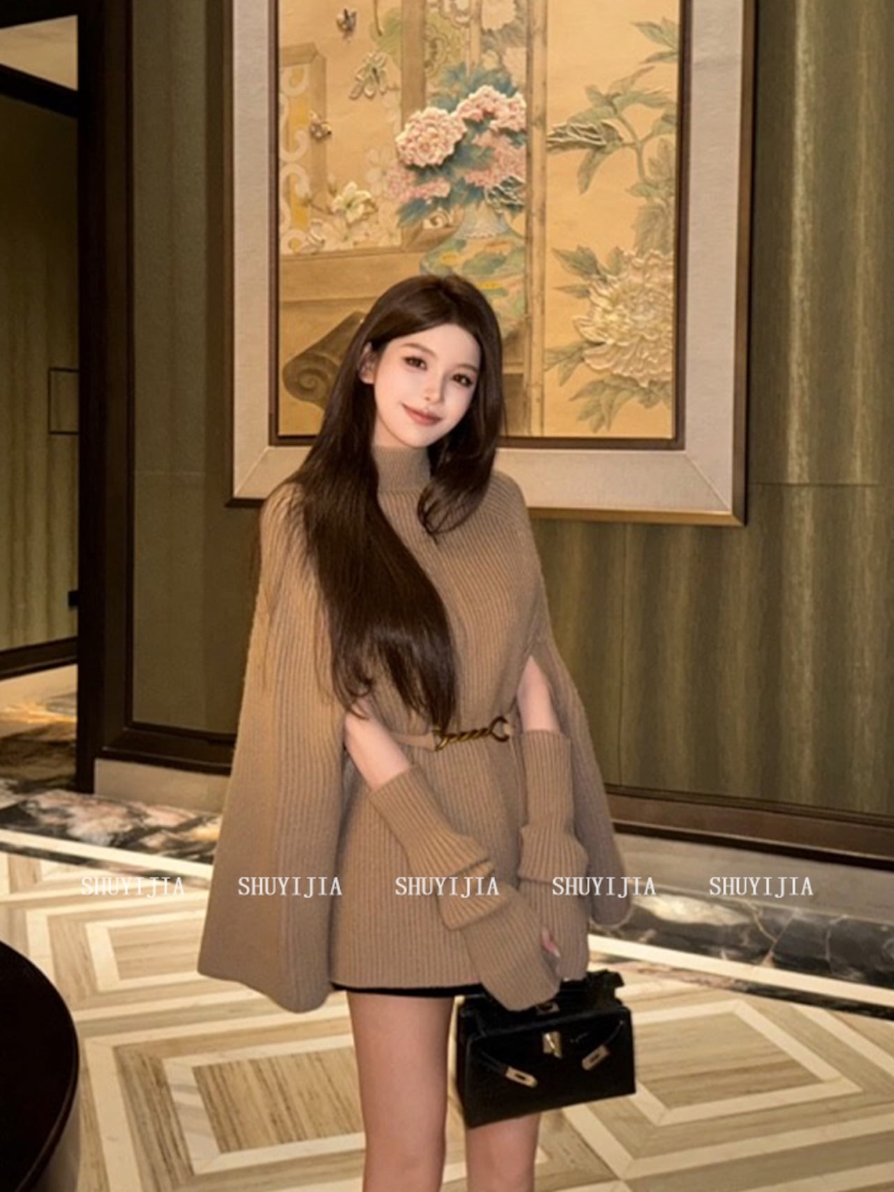 アーム付きニットポンチョ ハイネックケープニット ニット. セーター ポンチョ ケープ レディース トレンド ガーリー 綺麗め デート. お出掛け 可愛い オシャレ a4848