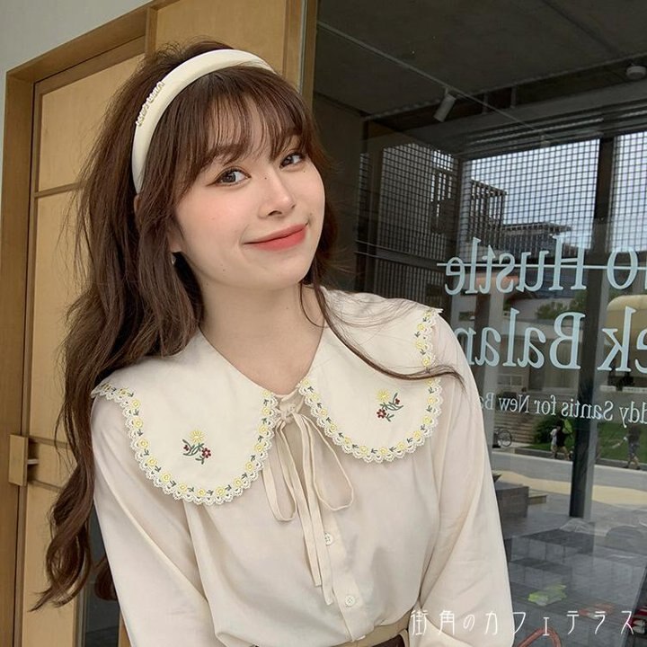 レディース トップス ブラウス ガーリー キュート スウィート レトロ 清楚 上品 レース リボン きれいめ ベージュ 長袖 20代 通勤 通学 お出掛け 女子会 お呼ばれ 秋冬