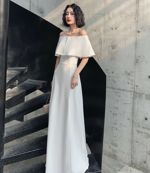 お買い得ハイウエスト 小さいサイズ 袖あり 二次会 黒 大きいサイズ 赤 花嫁 ドレス スレンダーライン スリット カラードレス モード系 ウエディングドレス ロングドレス セクシー 3L 結婚式 オ