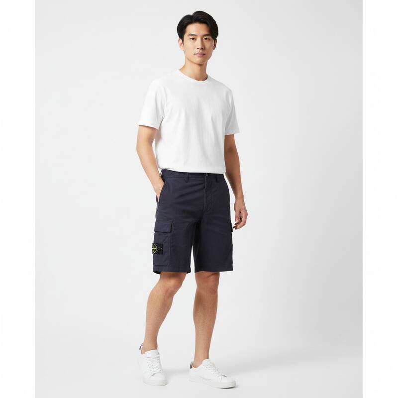 ストーンアイランド ワッペン付きカーゴパンツ ショートパンツ ネイビー メンズ 8015L0803 A0020