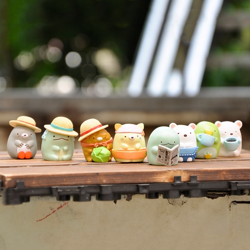コーナーの生き物アニメかわいい漫画人形コーナージュン小さな人形デスクトップケーキデコレーション装飾品ギフトボックス