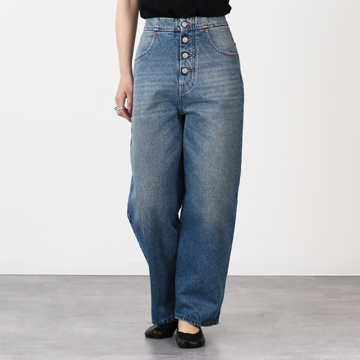 メゾン マルジェラ デニム ストレートレッグジーンズ S52LA0235 M30018 レディース ライトブルー ハイウエスト