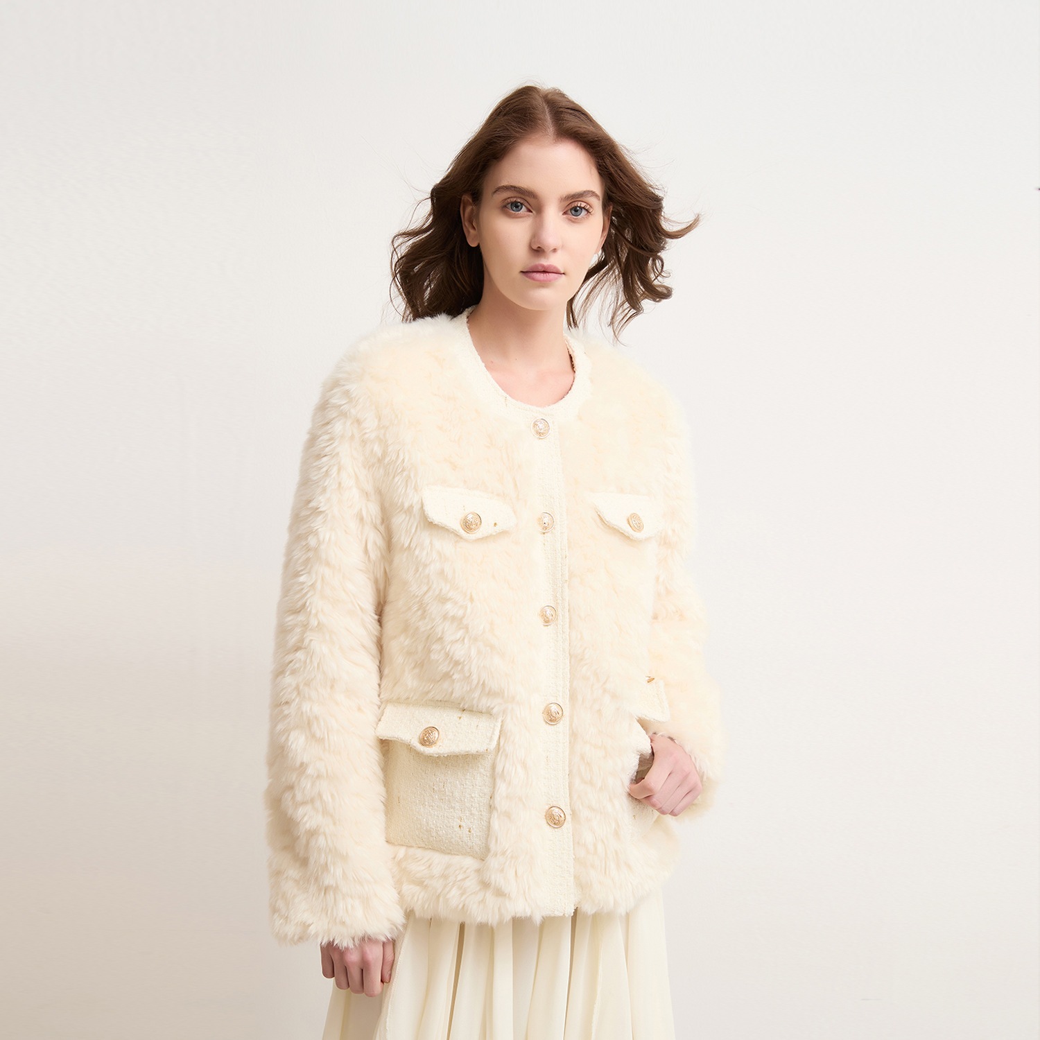 2025新作ホワイトスモールフレグランススタイルダウンジャケットラムウール厚みのあるプラッシュジャケットレディース秋冬トップス