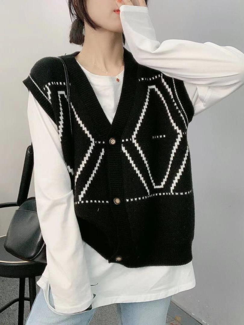 ニットベスト2025新作韓国ファッションカーディガンのタンクトップメリヤスシャツ