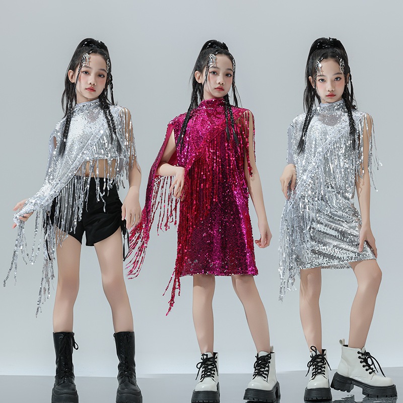 ブラックローズレッドスターアミューズメントパークモデル子供の車モデルドーパミンキャンディーブライトカラーパーソナライズされたパフォーマンス衣類