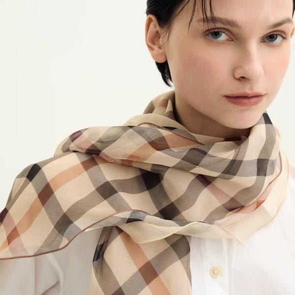 DCSC5F290W2 [25SS][スカーフ] ブラウンチェックロングシルクスカーフ