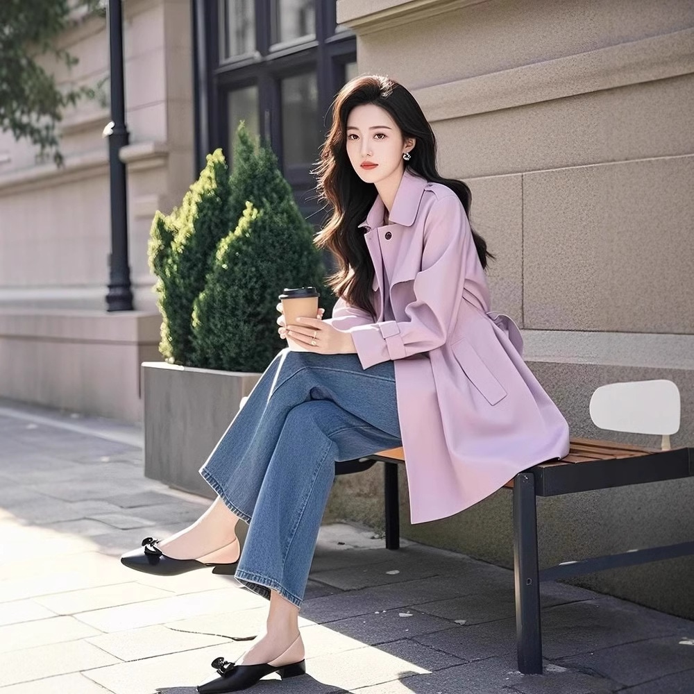 女性のモデル超ホットハイエンド超格好良い小さい中長さのカジュアルな紫色のウインドブレーカージャケットと 4491