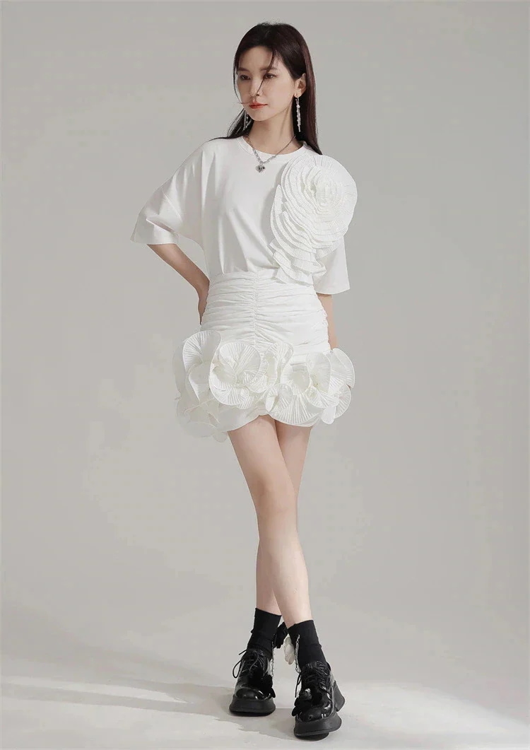 皺スカート 花飾り タイト パーティー 関連商品は店で購入可能