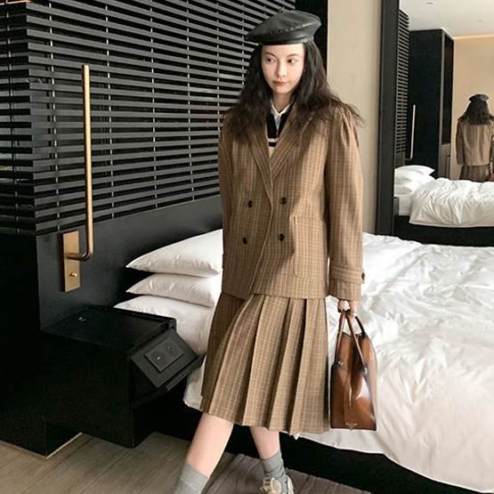 2色 セットアップ 制服風 2点セット ツーピース ジャケット ロング丈 クロップ丈 スカート プリーツ ハイウエスト スーツ ブラウン セクシー カッコイイ 長袖 上着 アウター 大人