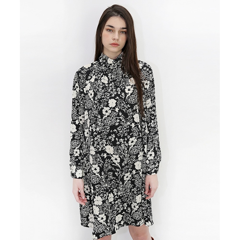 DAMAGE MNEMONICタートルネックフラワーブラックワンピース_Turtleneck Flower Black OP