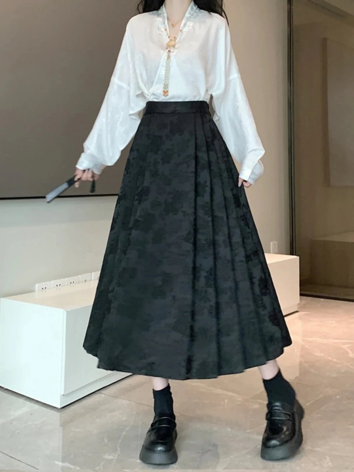 春秋冬の女性のための新しい風デイリー馬面スカートハイウエストaラインスリムで汎用性の高いミドル丈ジャカードスカート