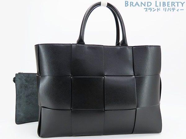 新品同様ボッテガヴェネタマキシイントレチャートアルコトートハンドバッグトートバッグポーチ付きブラック756682 198,500円