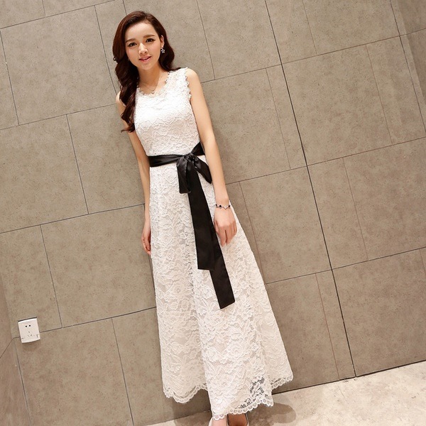 1704.総レースマキシ丈ドレス（ホワイト）2019 春夏 sale パーティー お呼ばれ 結婚式 演奏会 発表会 二次会