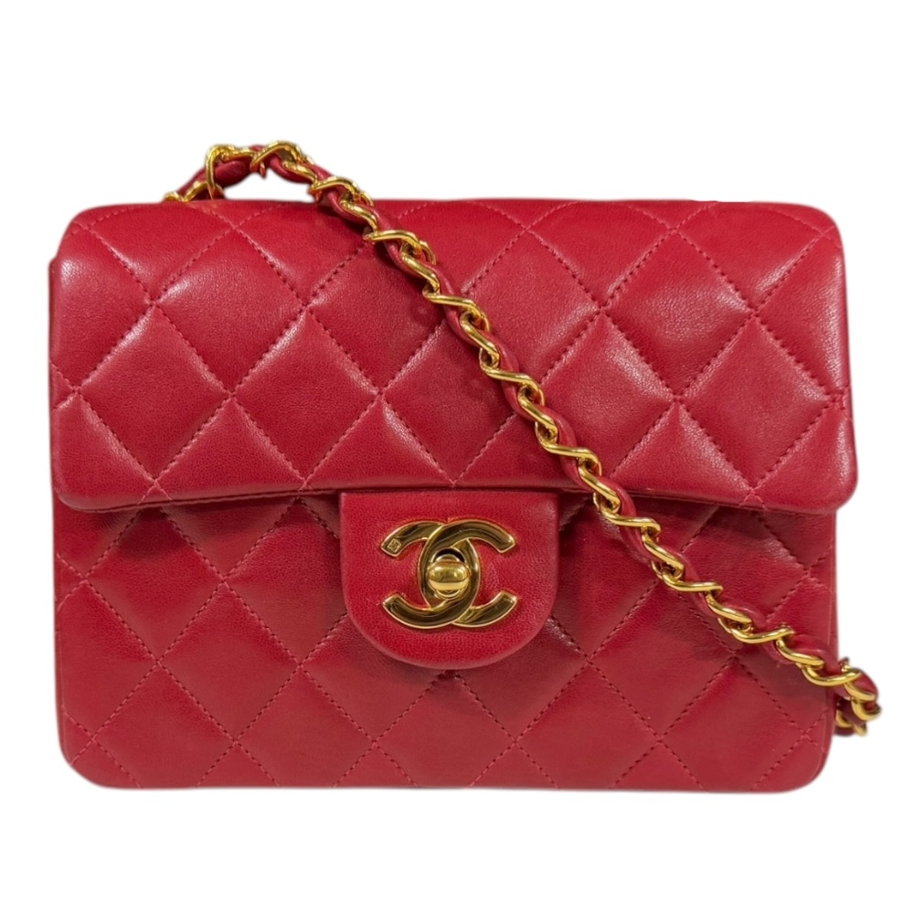シャネル ミニマトラッセ ショルダーバッグ ラムスキン A35200 レッド CHANEL 中古