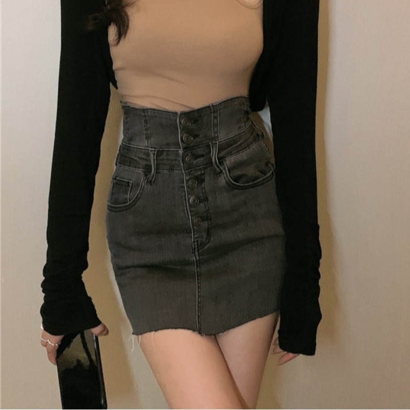 ボトムス スカート ミニスカート デニムスカート ハイウエスト ポケット デニム ミニ丈 タイト かわいい 大人可愛い きれいめ カジュアル 上品 おしゃれ かっこい 大人女子 こなれ感 ラフ 個性的