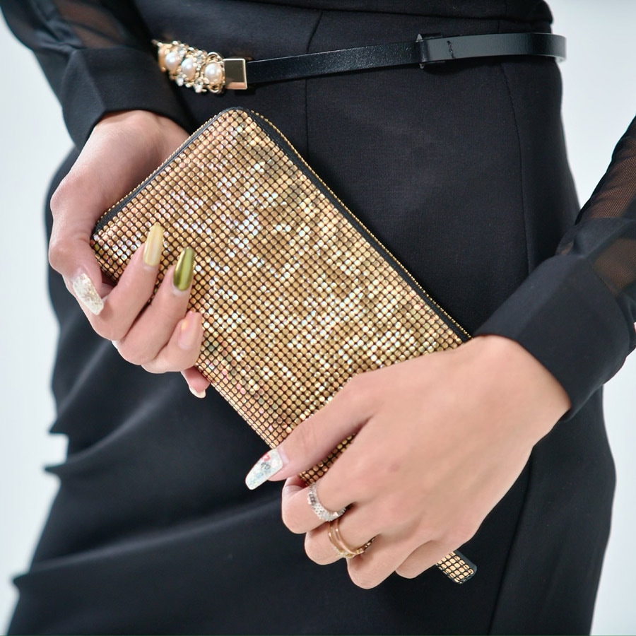 キラキラグリッターウォレット／即日発送/国内発送/当日12時までの注文で当日発送/グリッター/本革/上質/リアルレザー/長財布/キラキラ/シルバー/ゴールド/ピンク/おしゃれ小物/韓国/韓国デザイン