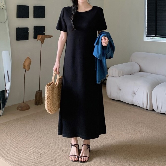 レディース ワンピース 膝下 ミモレ ロング 半袖 ラウンドネック 襟なし ノーカラー バックコンシャス 編み上げ レースアップ 大人可愛い シンプル カジュアル 上品 おしゃれ こなれ感 抜け感