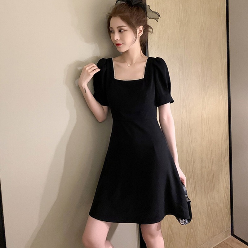 ワンピース ミニスカート ミニ ミニ丈 膝上 袖あり 半袖 ボリューム袖 セミフレア スリム タイト 細身 Aライン バックリボン スクエアネック かわいい 大人可愛い きれいめ シンプル 大人 上品