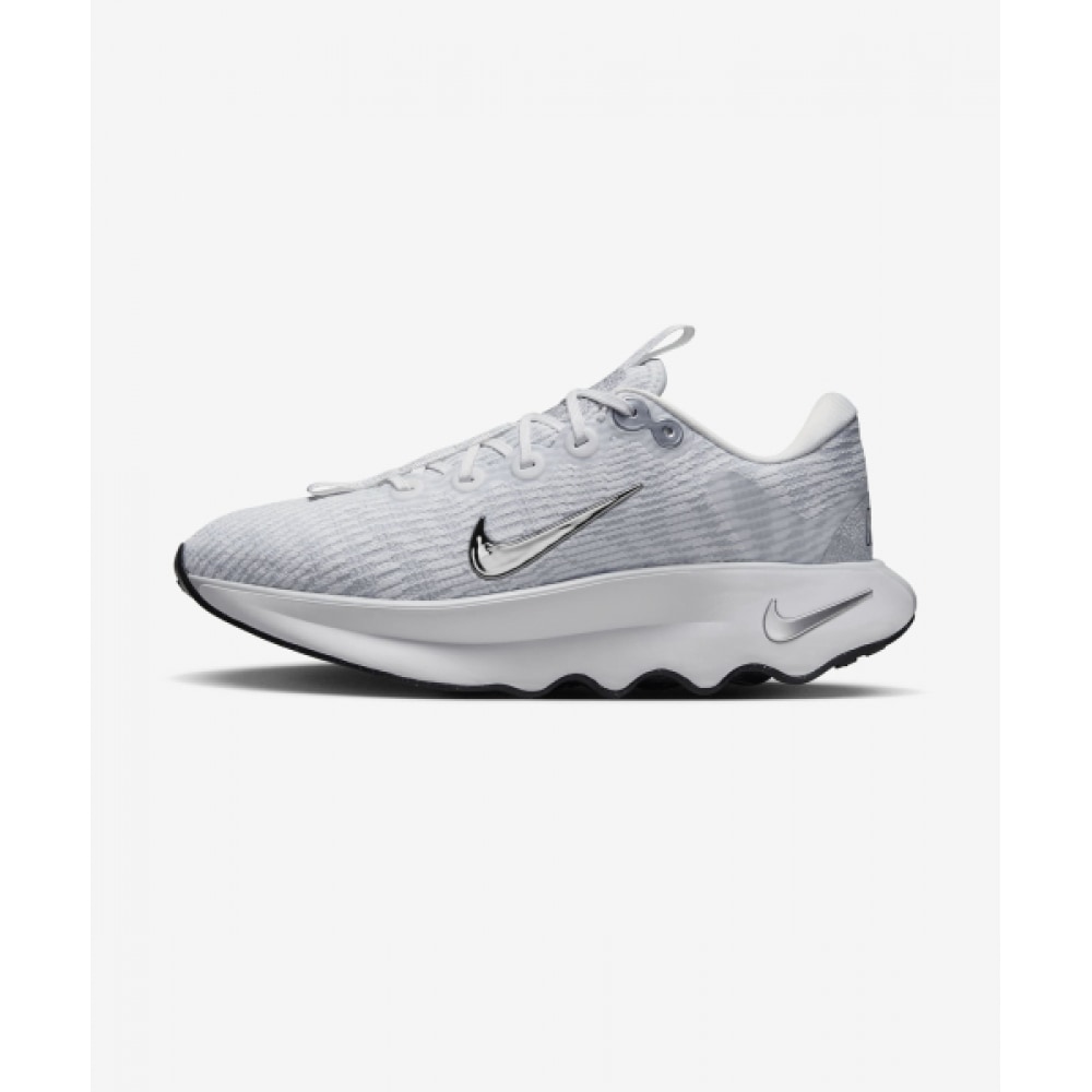 ナイキモチバプロム W-サミットホワイト:メタリックシルバー:ピュアプラチナ:ブラック:ホワイト/FZ2115-101