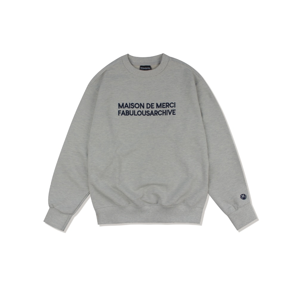 FABULOUS ARCHIVE UNISEX レギュラーフィット エンボ刺繍 ロゴ マンツーマンオートミール(FCC1TS401M)