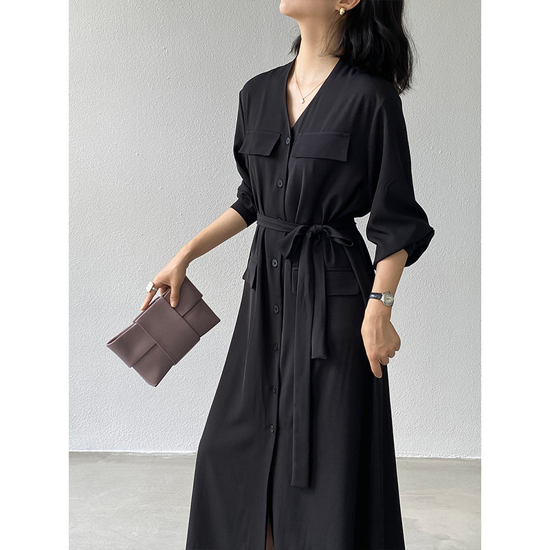 ダブルポケット上品なデザインウエストマークロング丈女性用秋物新作重厚感シングルボタンドレープ感フレンチスタイルロングスカート