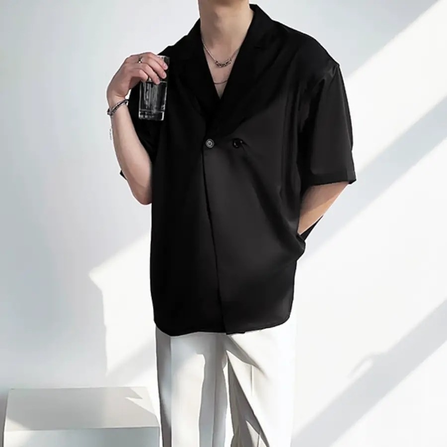 トップス シャツ Vネック 襟付き 袖あり 半袖 ドロップショルダー ビッグシルエット オーバーサイズ ボタン 前開き 光沢感 薄手 かわいい 大人っぽい 大人女子 きれいめ エレガント 上品 清潔感