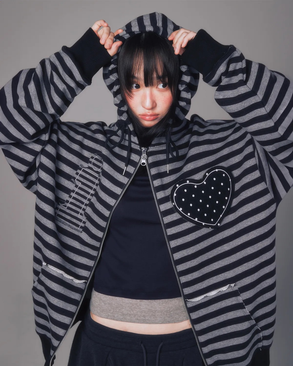 I LOVE APPLIQUE ボーダー 長袖 ポケット パーカー [2カラー]