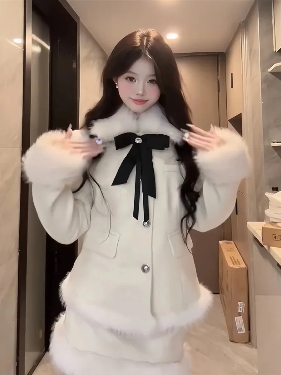 【2枚購入で200円 OFF！急速出荷】レディースウエスト痩せファー襟パッチワークウールジャケットとショートスカートの2点セット