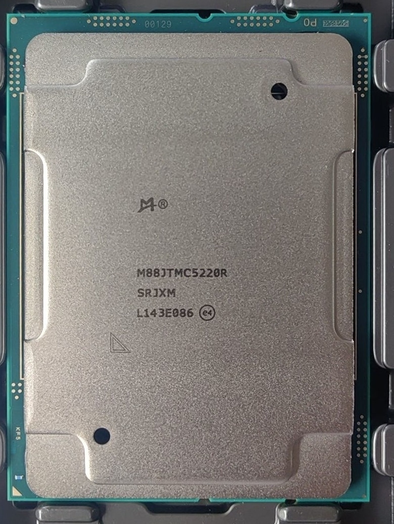 Intel Xeon Gold C5220R SRGZP 24C 2.2GHz 4.0GHz 35.75MB 150W LGA3647 DDR4-2666 5220R 相当