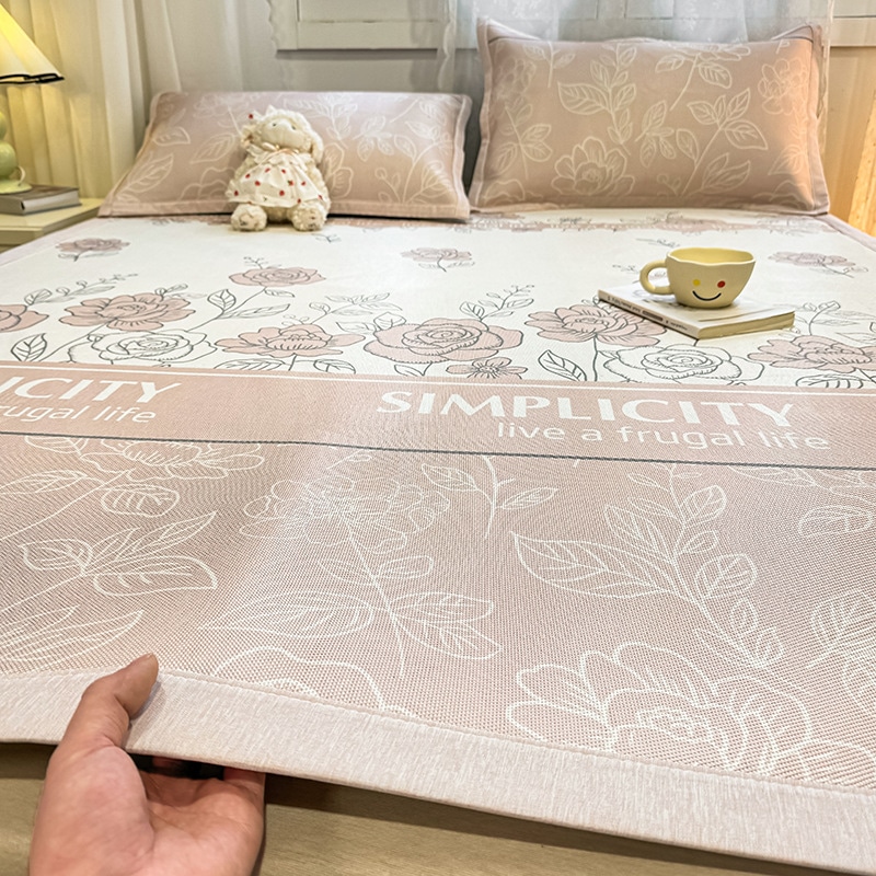 夏のアイスシルククールマット3ピースセットクールベッドシーツ学生寮シングルサマーソフトマット折りたたみ夏のクールマット