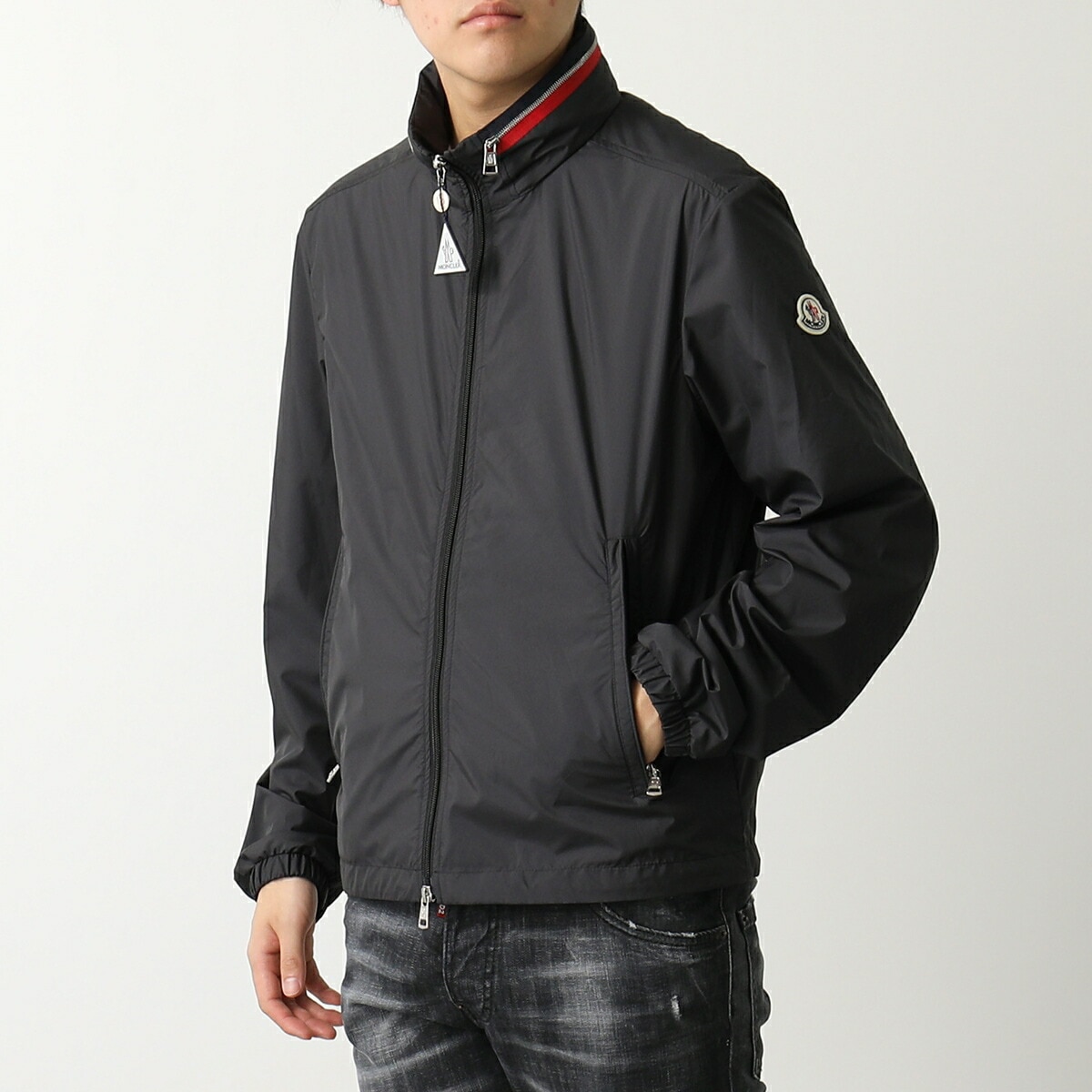 MONCLER モンクレール ジャケット FARLAK ファルラック 1A00161 54A81 メンズ ブルゾン ウインドブレーカー フード付き トリコロール アイコンパッチ 999