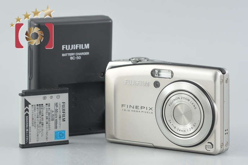 富士フイルム FINEPIX F50fd シルバー コンパクトデジタルカメラ